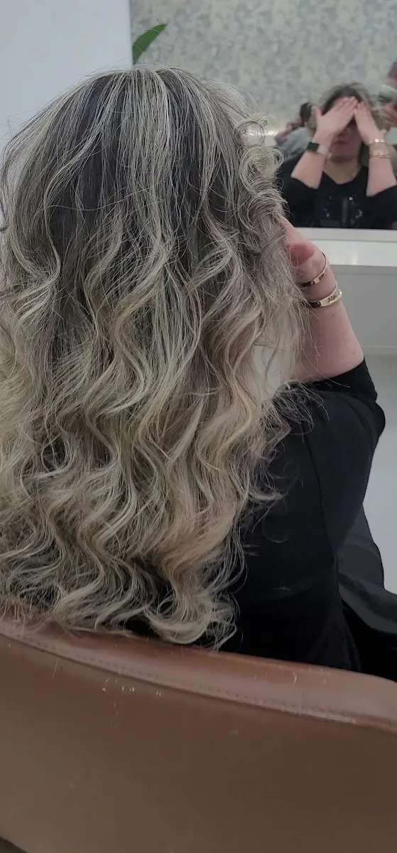 Photo 4 de Salon Coiffure Amine