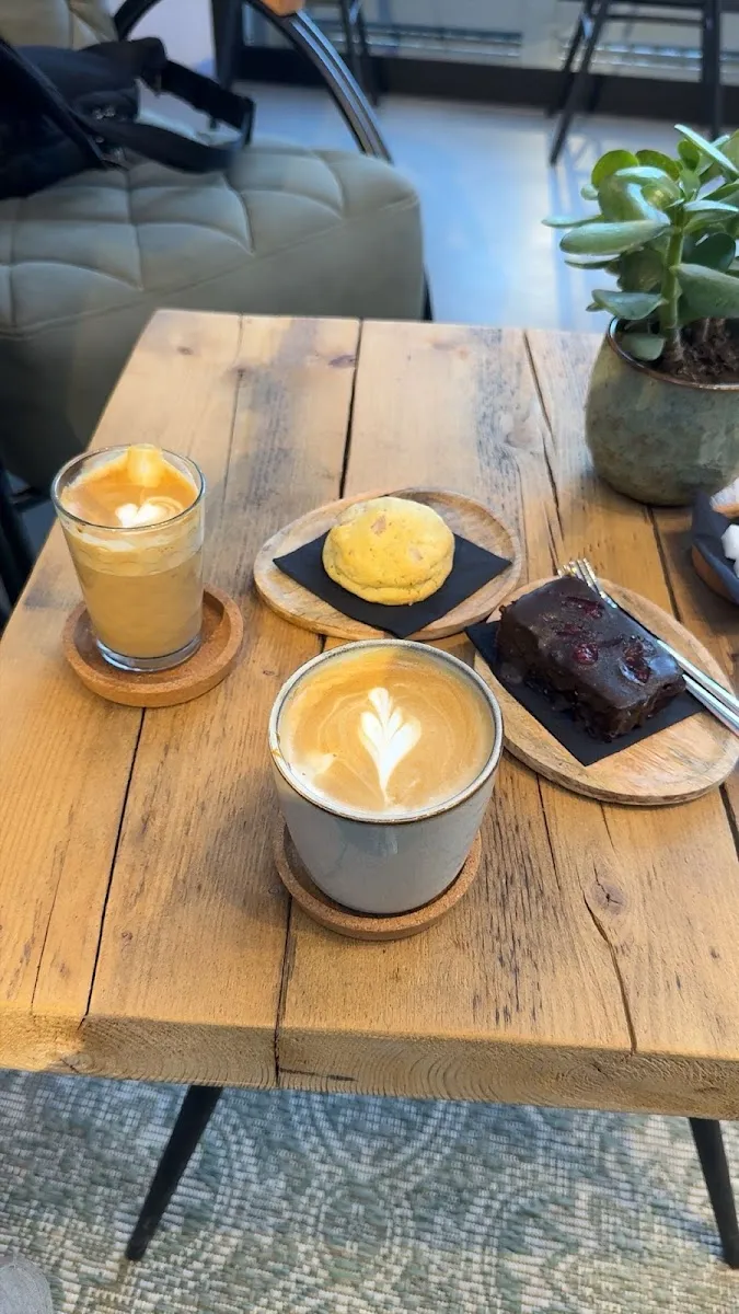 Espresso Yourself Tetouan – Specialty Dutch Coffee & Homemade Pastries photo 4