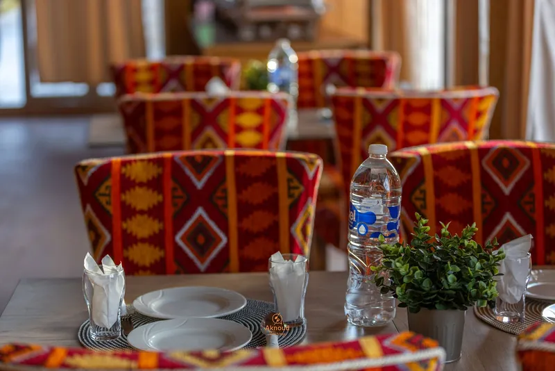 صورة 2 من Café Restaurant Aknoud | ⴰⴽIⵏⵓⴷ