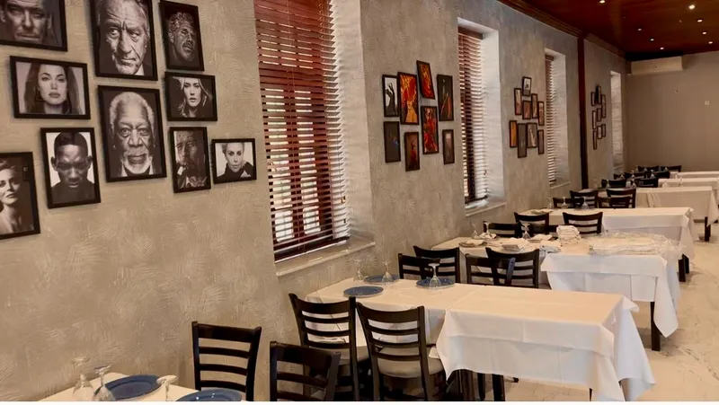 صورة 1 من Restaurant Sans Pareil