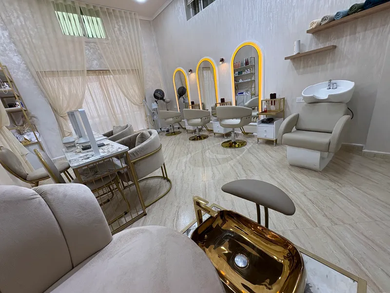صورة 3 من Elegant look studio