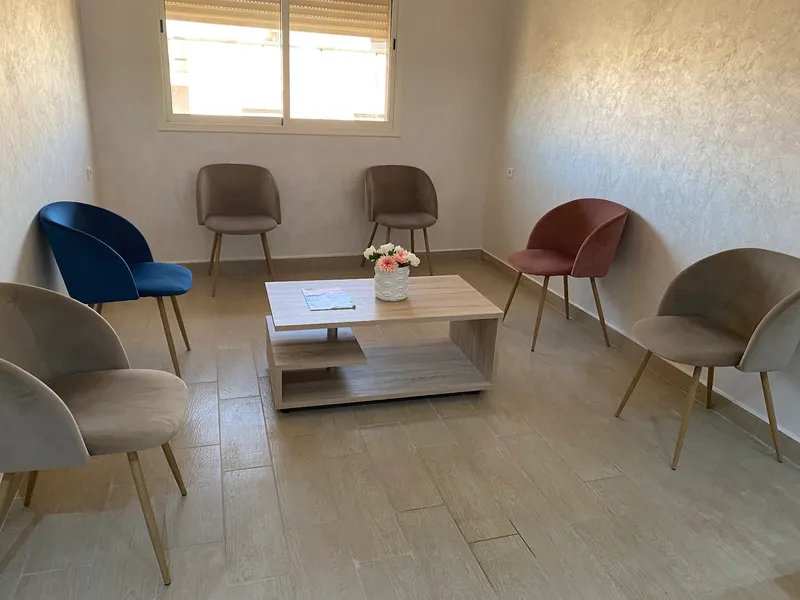 صورة 2 من Cabinet de Médecine Générale, Diabétologie, Échographie, Médecine Esthétique & Médecine de Sport Dr. Abdelkrim Eddahabi