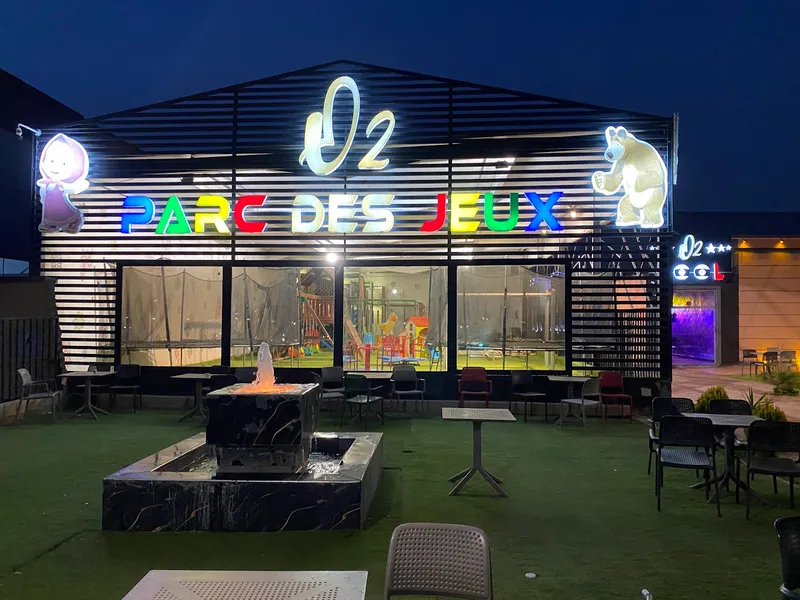 O2 ICE : Café, Restaurant, Shop, Parc des Jeux, Terrains de Sport & Piscine photo 1