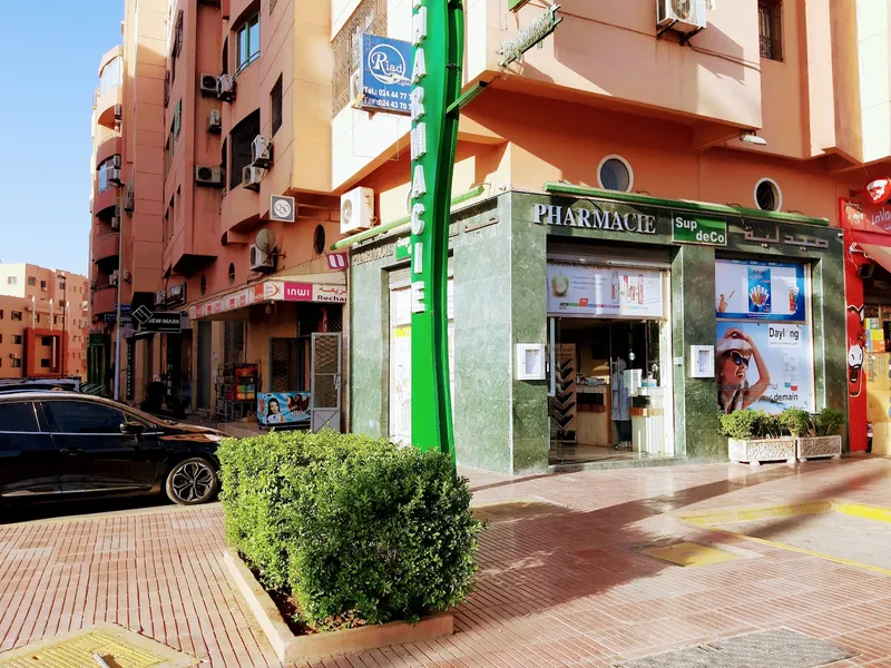 Pharmacie Sup De Co photo 1