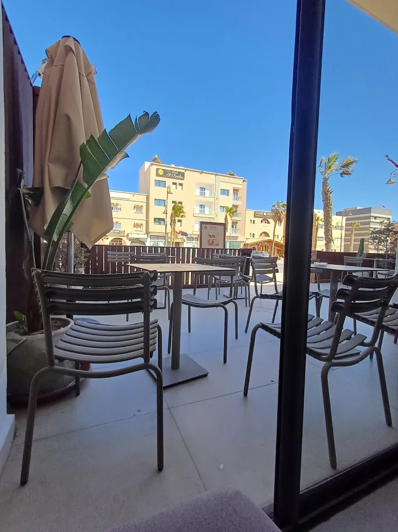 صورة 3 من Café Lamare