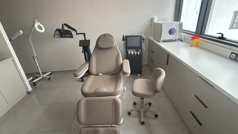 صورة 2 من Cabinet Dr Kalthoum SEFRAOUI – Dermatologie & Médecine Esthétique