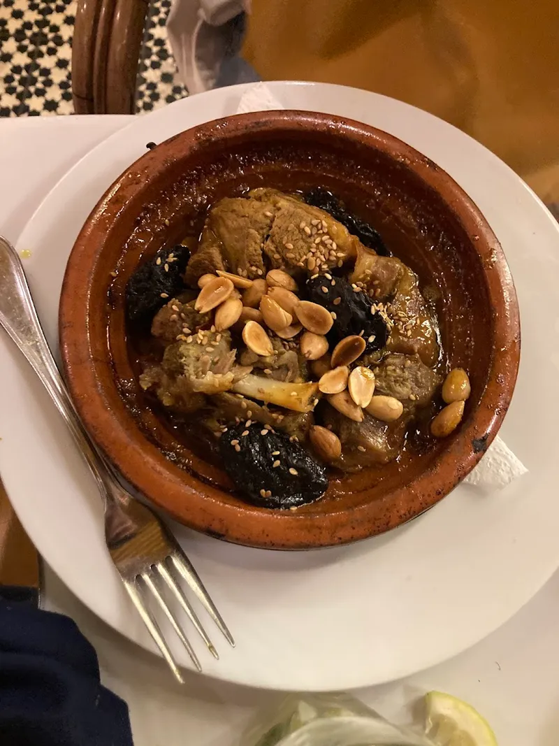 صورة 4 من Caravane Café