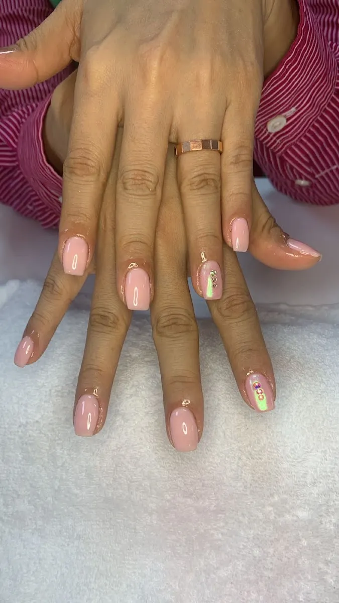 صورة 3 من Pink Lab salon de coiffure kenitra - nail bar kenitra