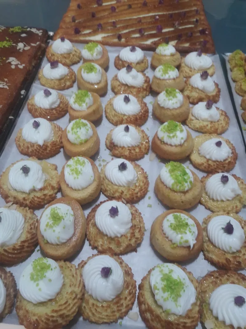 Ejjiyarine : Boulangerie & Pâtisserie photo 3