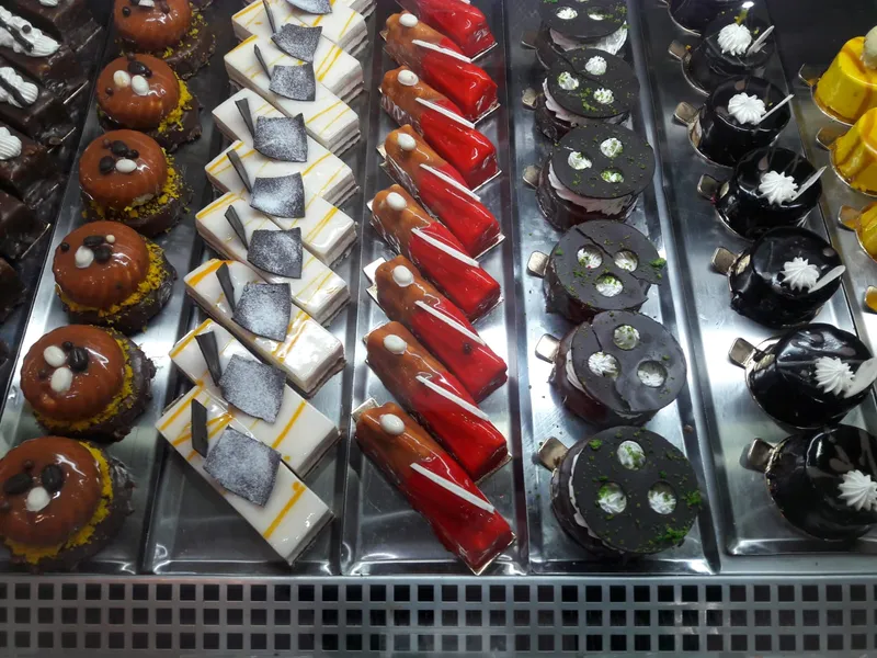 Ejjiyarine : Boulangerie & Pâtisserie photo 2