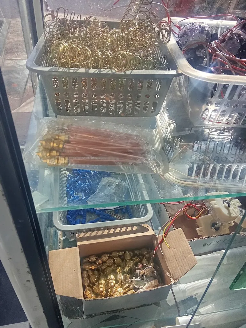 صورة 3 من les pièces de rechange