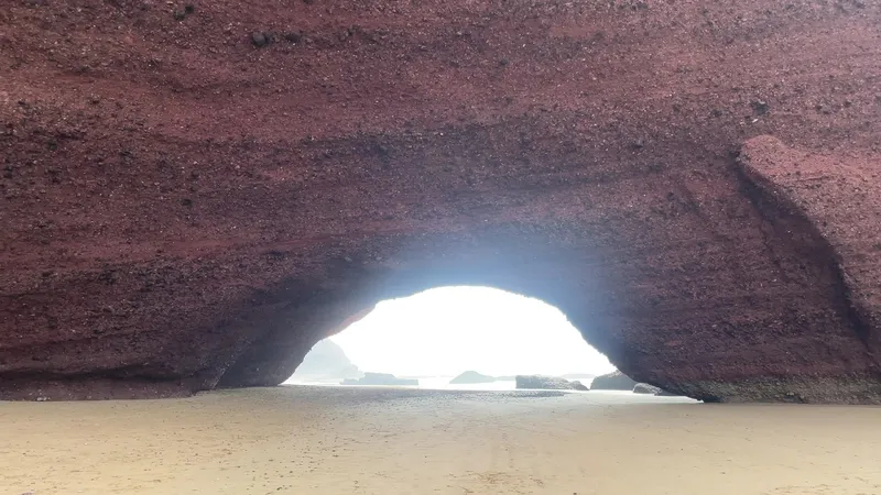 صورة 3 من Legzira Beach
