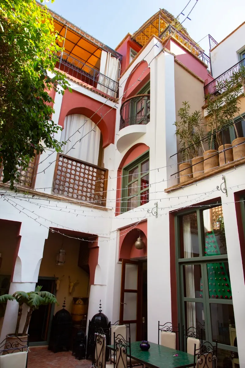 Riad Asma photo 4