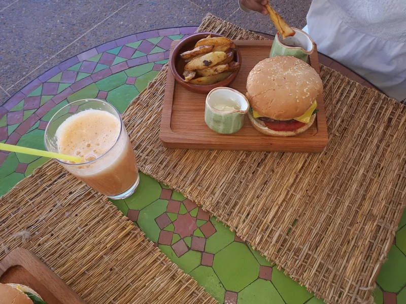 Photo 3 de AZAFRAN CAFÉ RESTAURANT 🧆