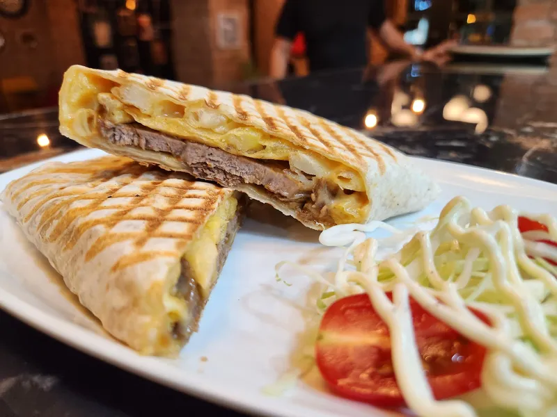 صورة 2 من Davinci Restaurant Lounge