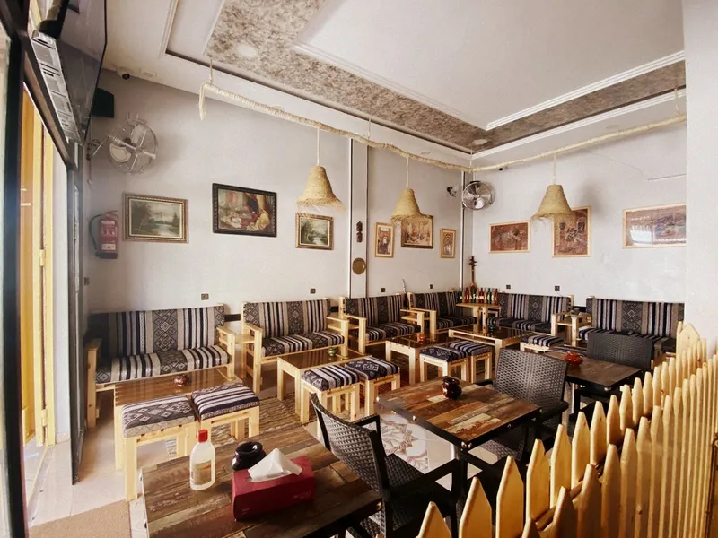 Photo 4 de Café Luxury