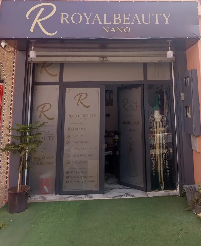Royal beauty photo 2