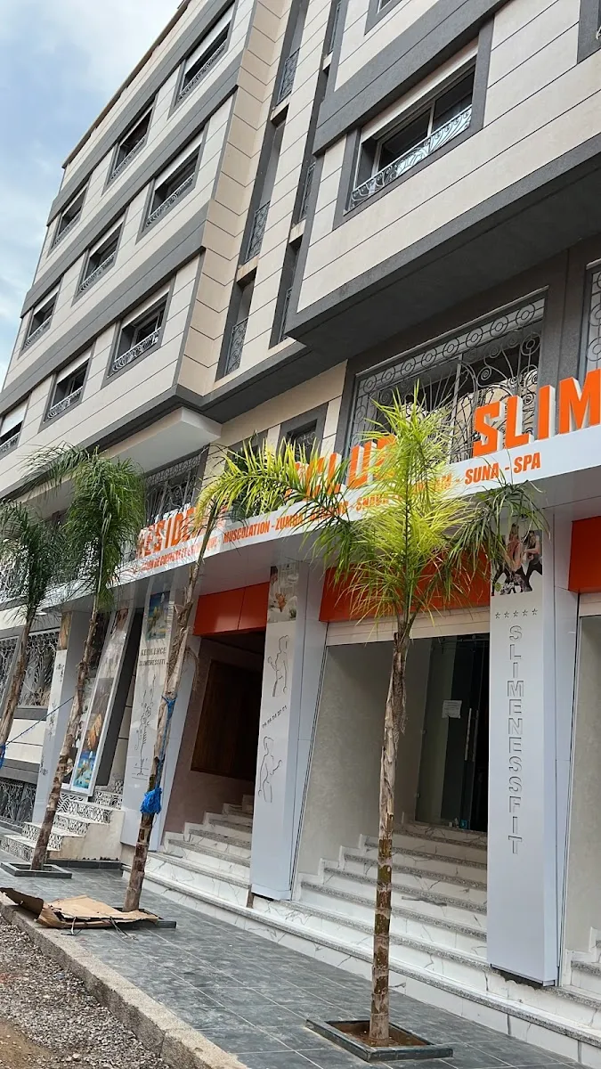 Photo 1 de Espace Club Slimness : Salle de Sport, Salon de Coiffure & Ésthetique, Piscine, Hammam, Spa & Snack