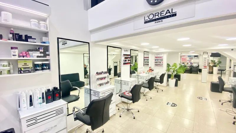صورة 1 من Salon De Coiffure La Joconde