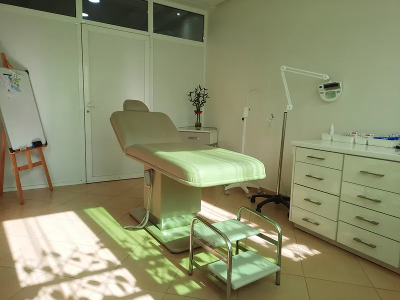 Photo 2 de Cabinet de Dermatologie Dr. Majda Askour