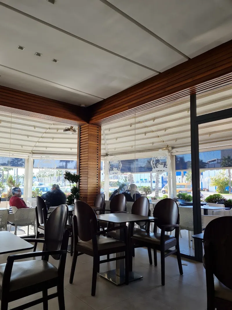 صورة 1 من stationne shell café 24
