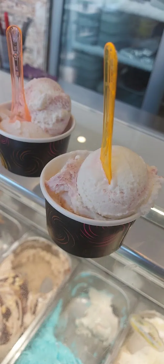 TUTTI GELATI photo 3