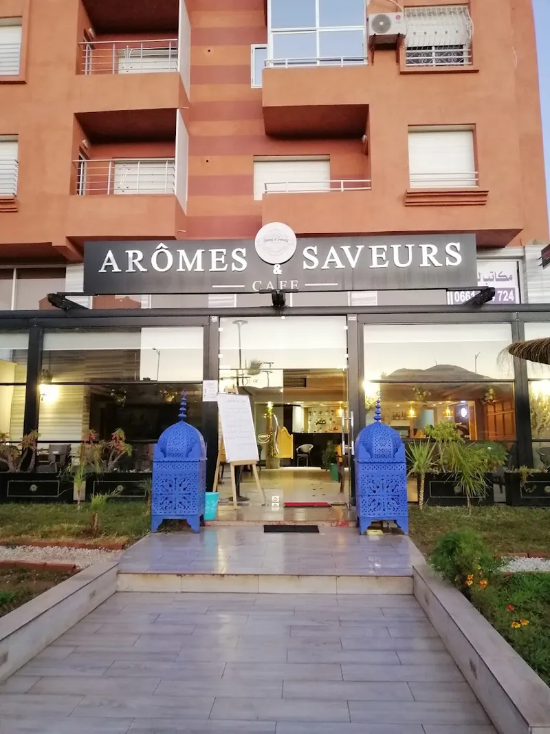 صورة 1 من Arômes & Saveurs