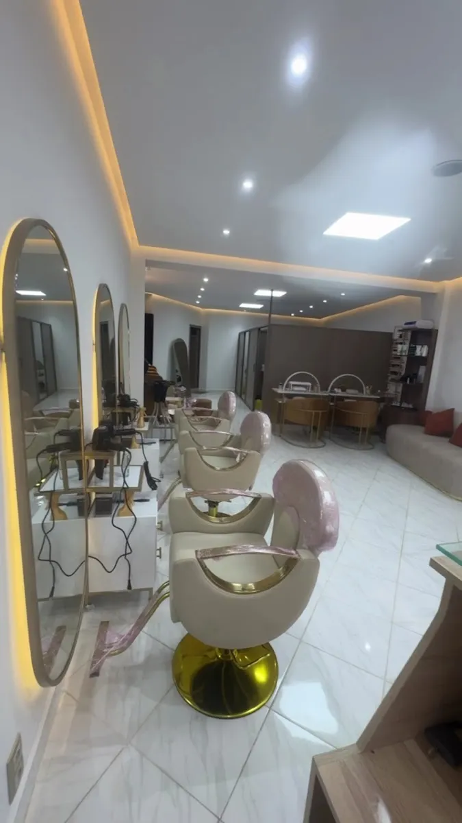 صورة 2 من Skater Salon