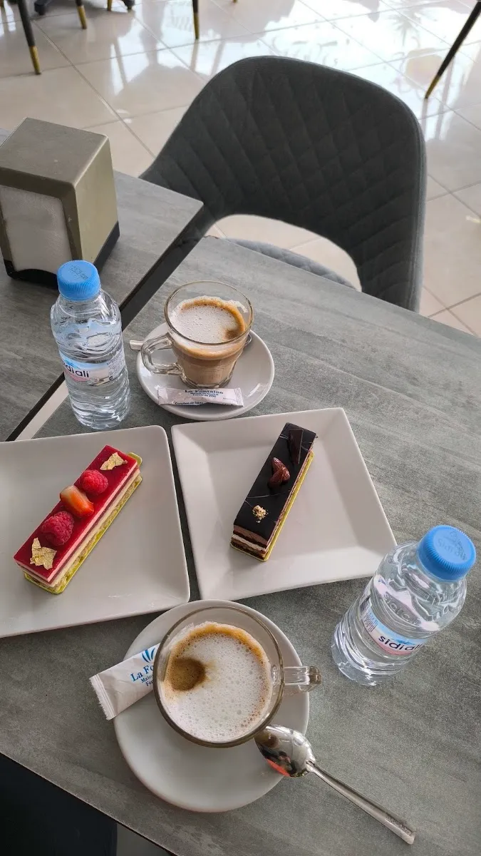 Café La Fontaine photo 4