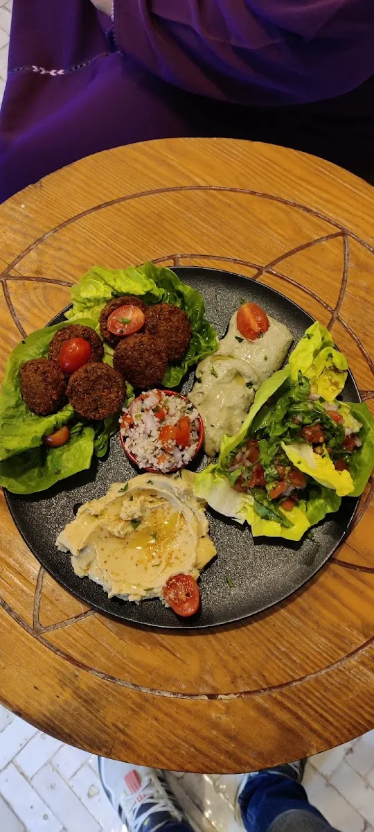 Photo 4 de YALLA YALLA RESTAURANT