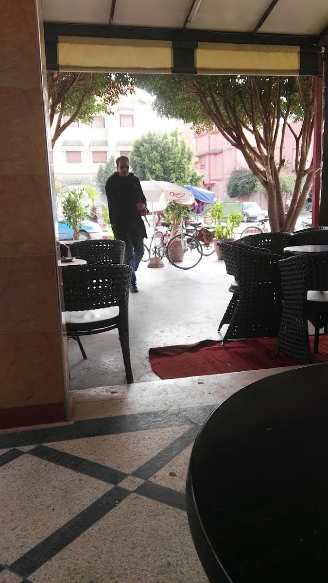 صورة 2 من Hamza : Café & Restaurant