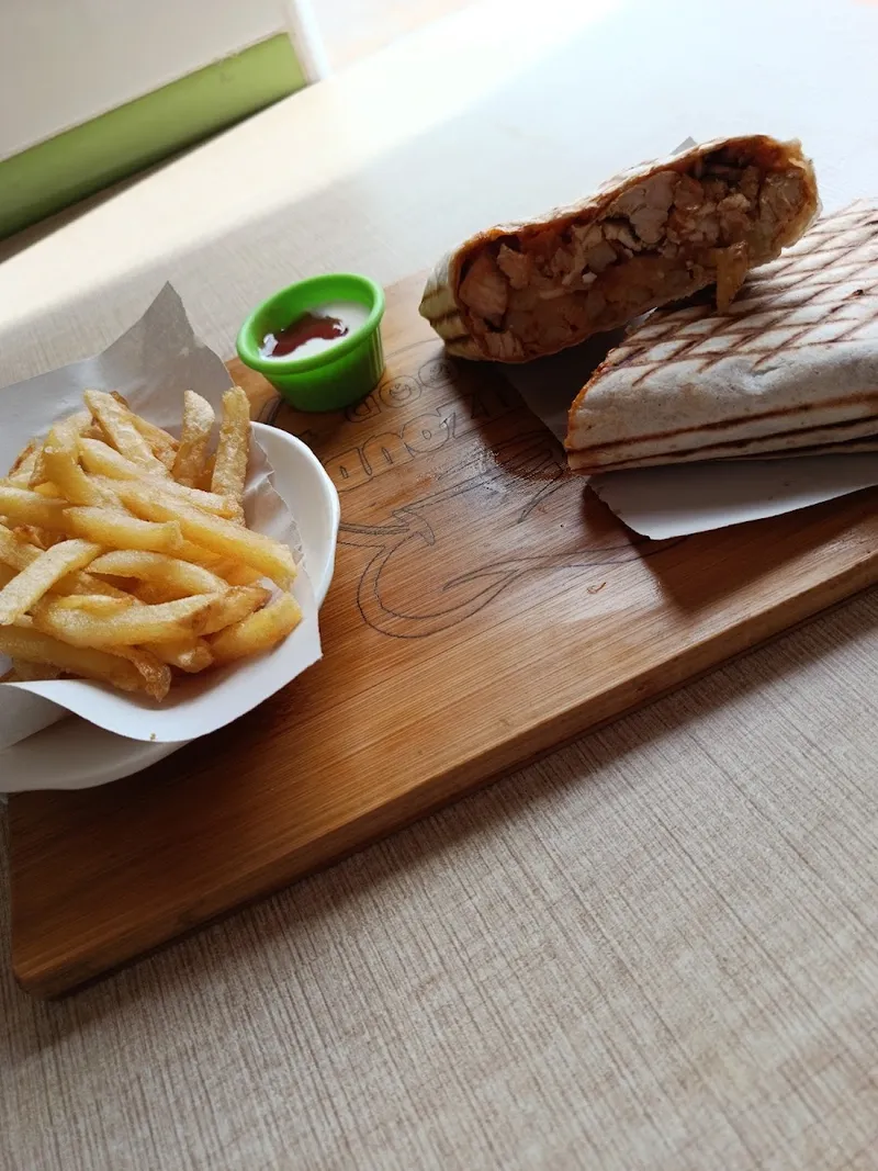 Photo 3 de Ouzoud Food : Café & Restaurant