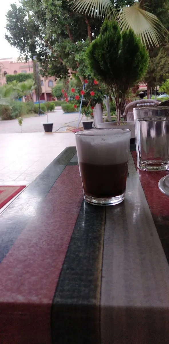 صورة 2 من Galaxy Palace : Café & Glacier