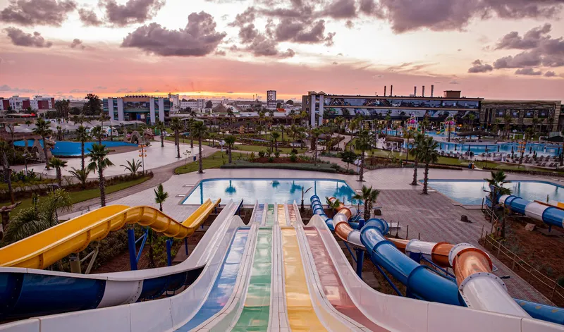 صورة 1 من Waves Aqua Resort