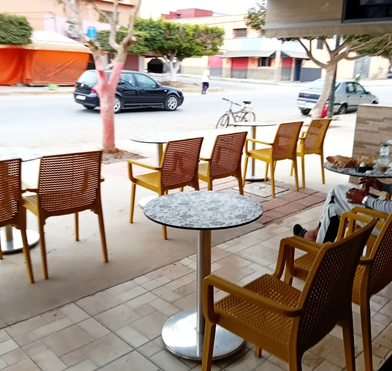 صورة 1 من Café de La Gare Routiere Barkane
