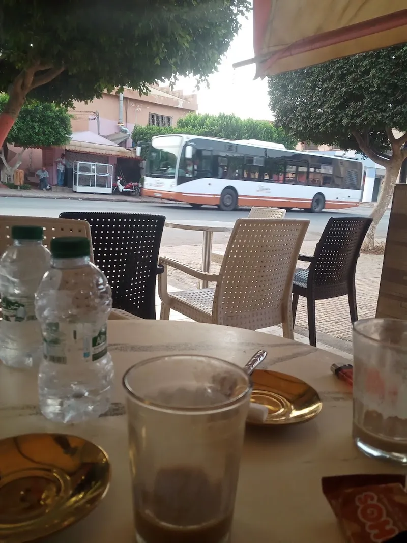 صورة 2 من Café de La Gare Routiere Barkane