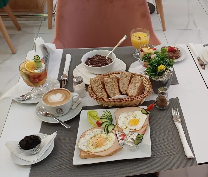 Café Prestige photo 2