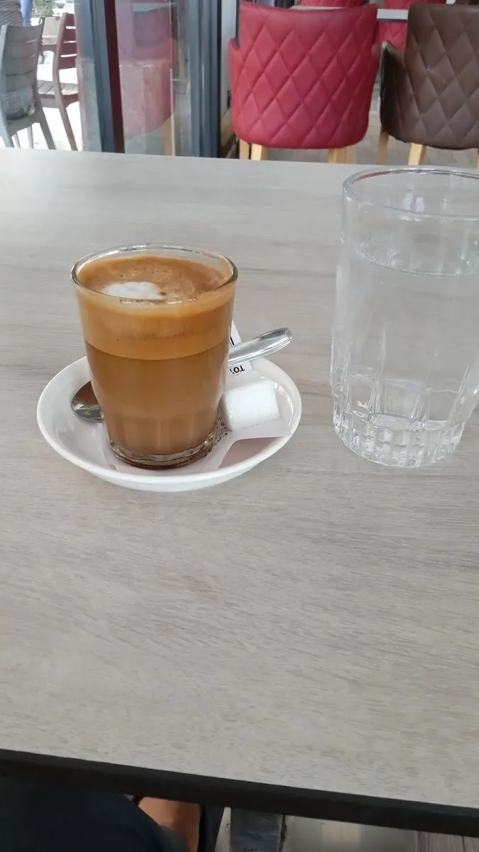 Photo 1 de Café La Falaise D'or