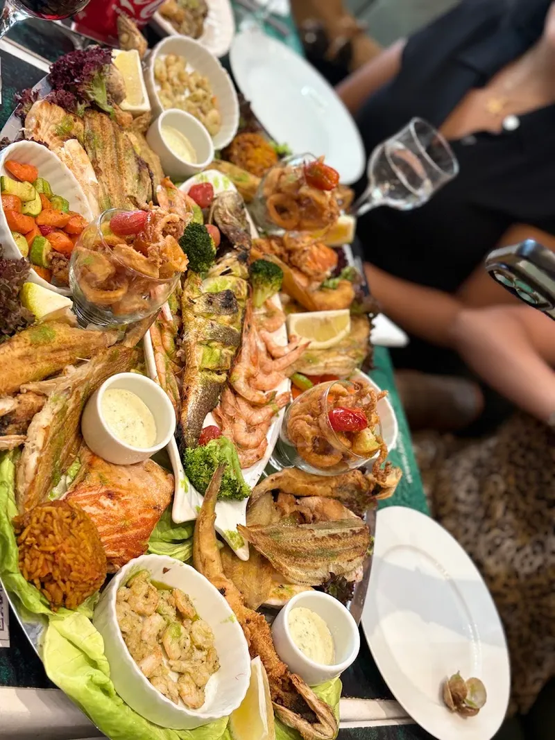 صورة 2 من Langosta : Café & Restaurant