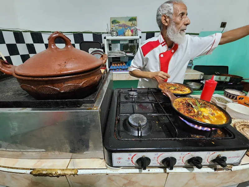صورة 1 من Tajine au poulpe chez Siaf