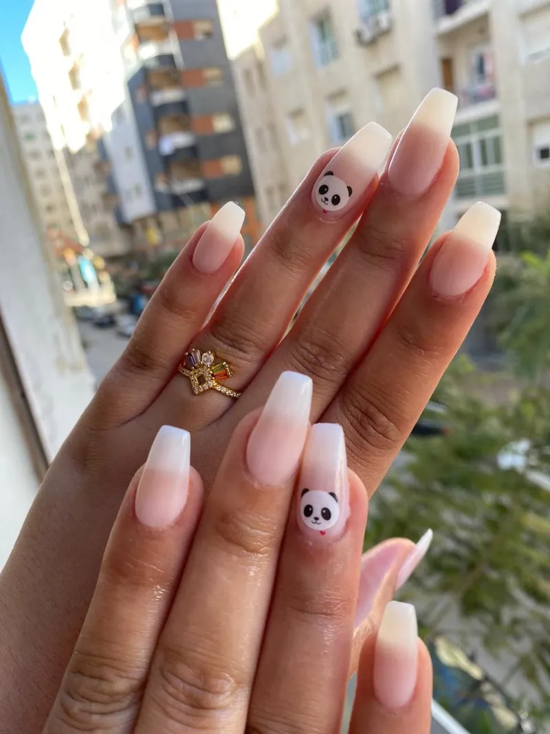صورة 3 من Dollys Nail Bar