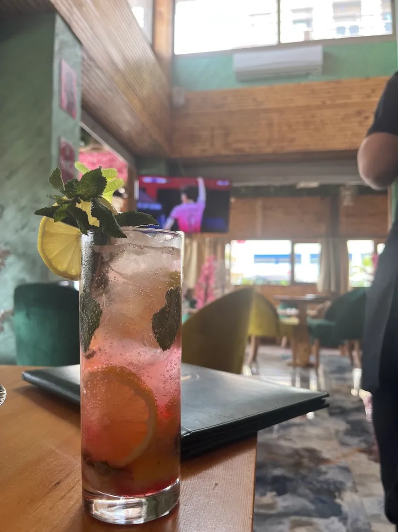 La Barca photo 2