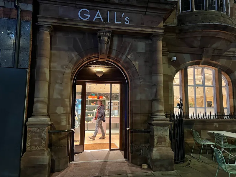Photo 1 de GAIL's Bakery Manchester Sale