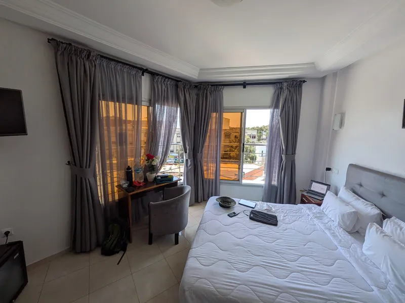 صورة 2 من Hotel La Place