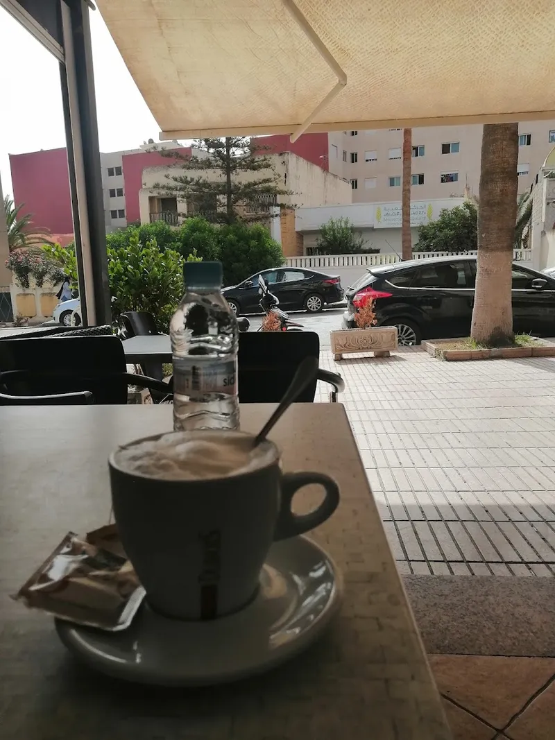 صورة 4 من Riola Cafe