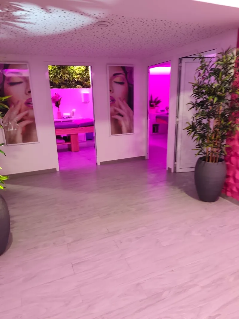 Au Revoir Poil - Onglerie, Coiffure & Esthétique photo 2