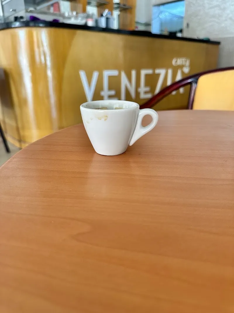 صورة 2 من Venezia coffee