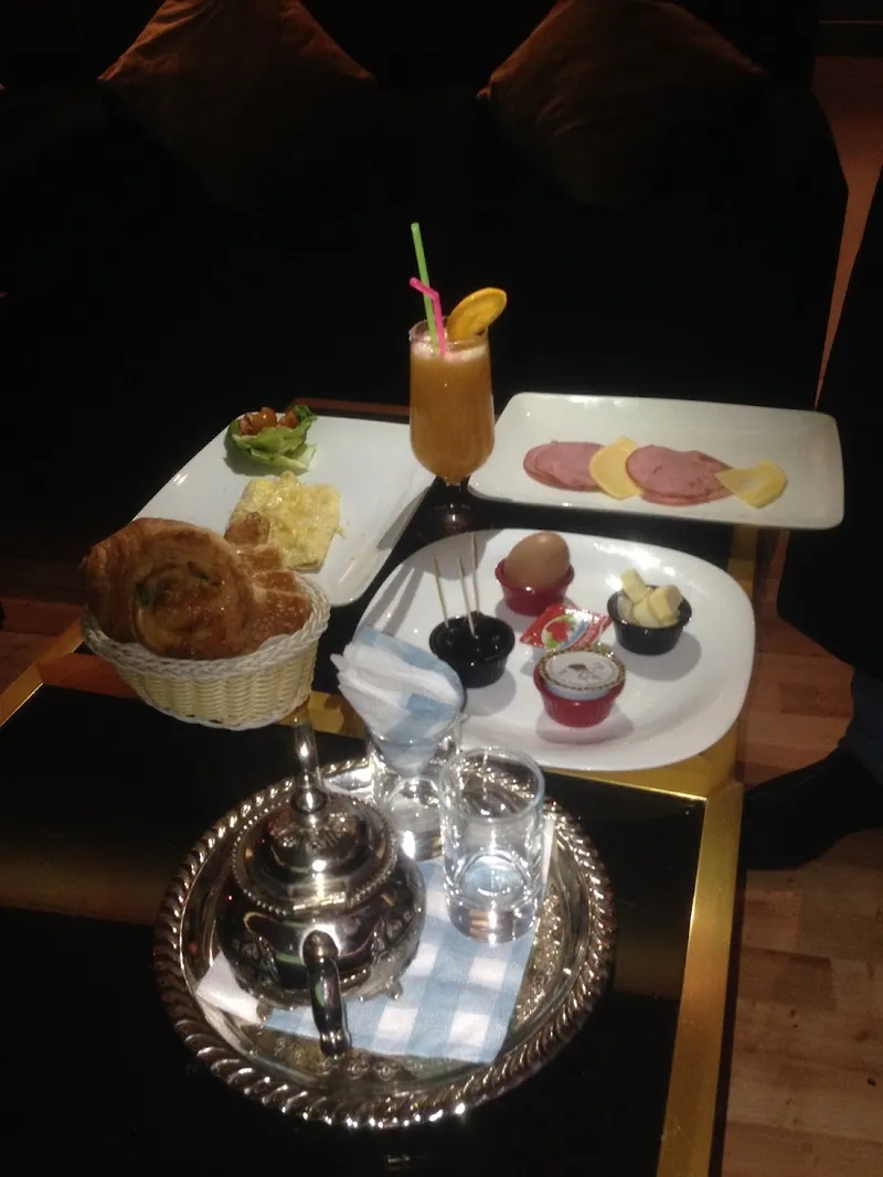 Café Bogart photo 2
