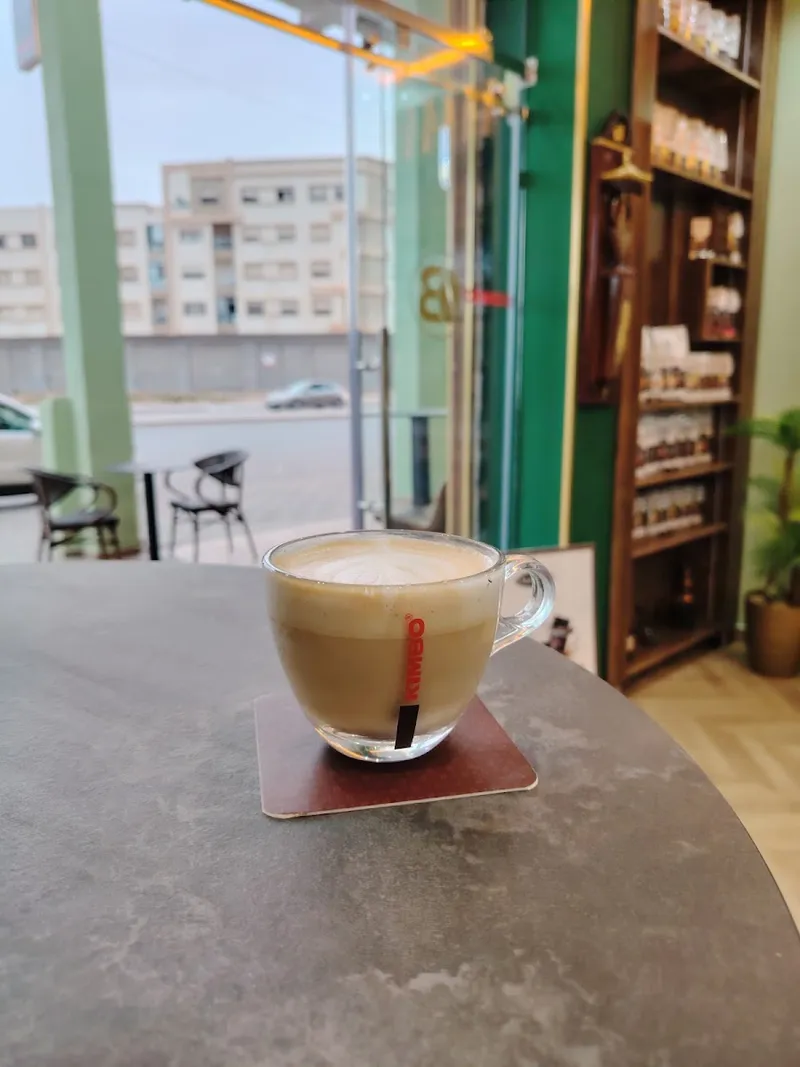 صورة 3 من Bachir Coffee Shop