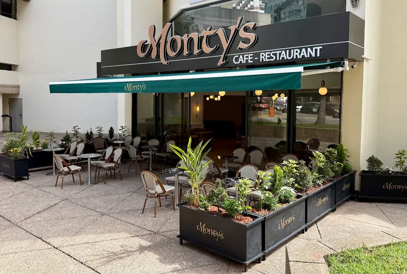 Monty's Café & Restaurant photo 1